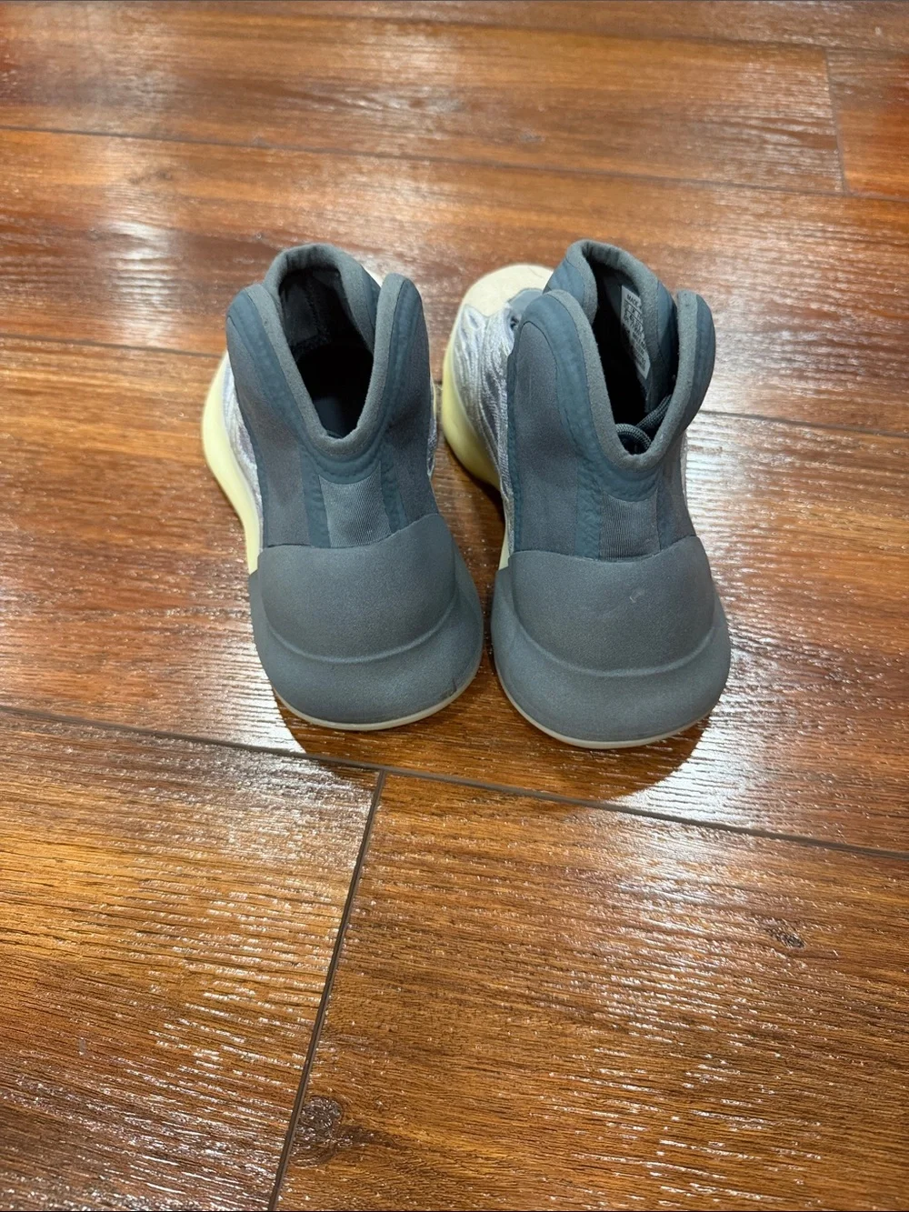 Kids Grey and Cream High-Top Sneakers with Wave Detail